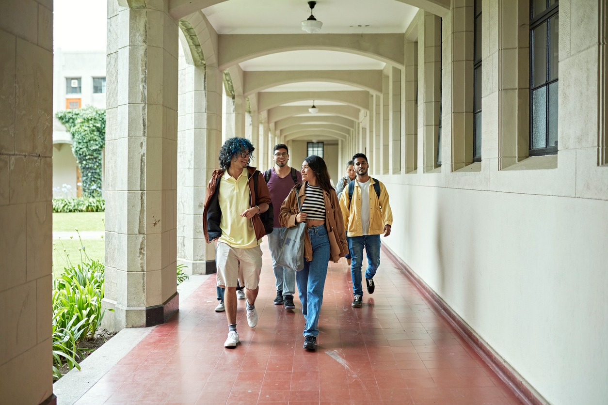 College Students walking around