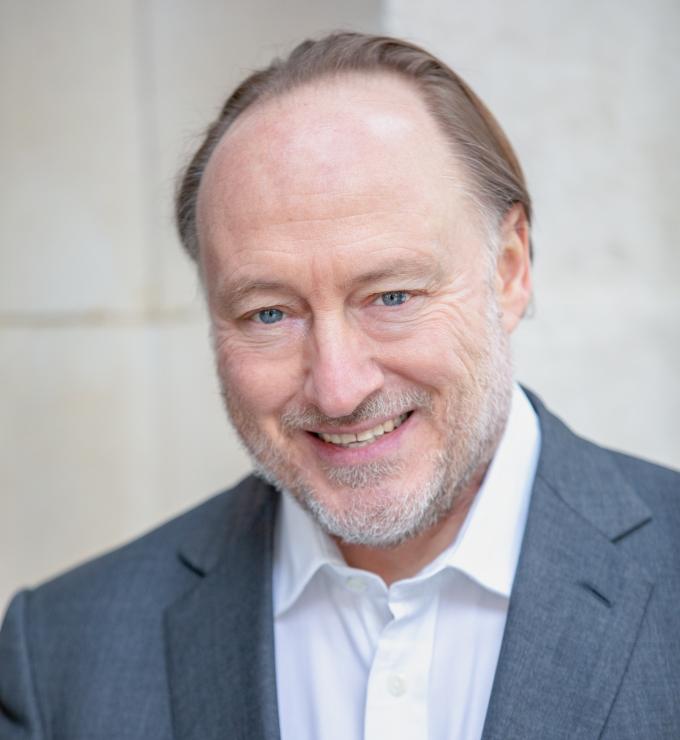 Andrew Robert Hoover Headshot