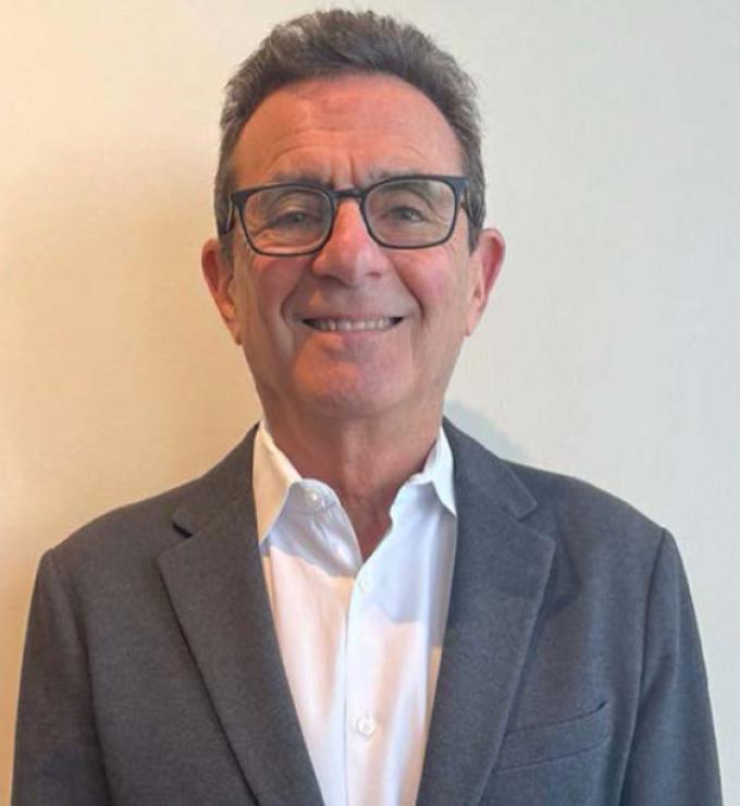 Neal Benezra