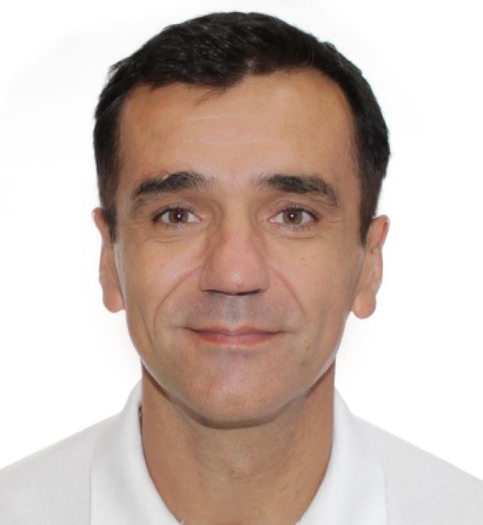 Ilian Mihov