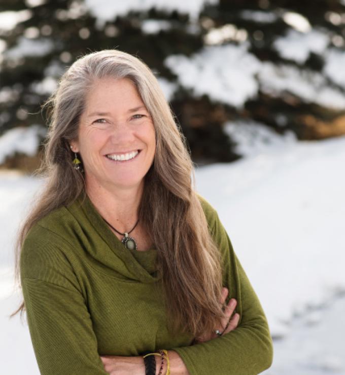 Holly Fretwell