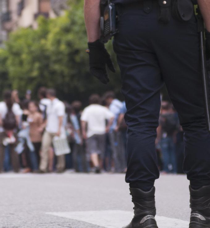 protestpoliceriot   image