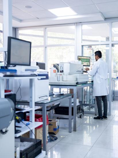 LabratoryScienceiStock-1938555104.jpg