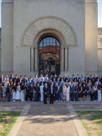 Attendees of the 2026 Hoover Institution Summer Policy Bootcamp are seen in front of Hoover Tower on August 10, 2026. (Patrick Beaudouin)