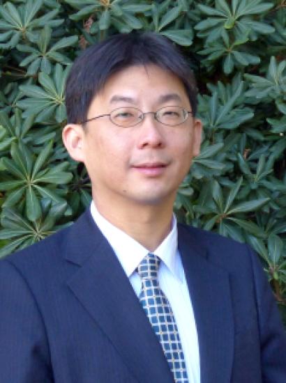 Hsiao-ting Lin Hoover Headshot