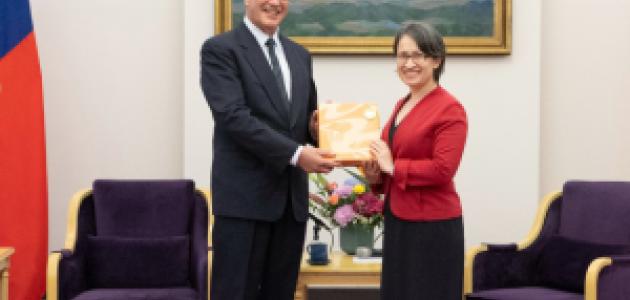 Hoover Senior Fellow Larry Diamond and Taiwan Vice President Hsiao Bi-khim are seen in Taiwan’s Presidential Hall on September 7, 2026.