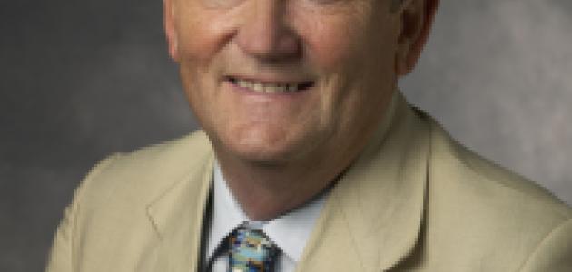 Robert Service Hoover Headshot