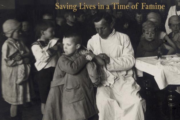 Black and white photograph of a vaccination clinic run by the ARA Russian Unit's medical program, circa 1922.