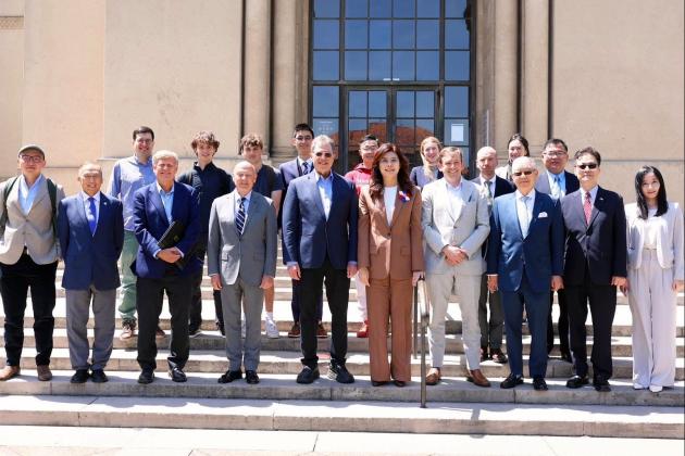 Taiwan Opposition Leader Cheng Li-wun Begins US Tour with Meeting at Hoover