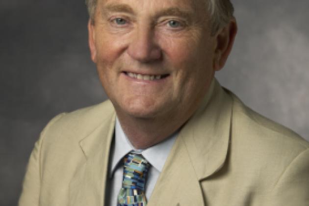 Robert Service Hoover Headshot