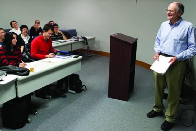 Thomas Sargent teaching students