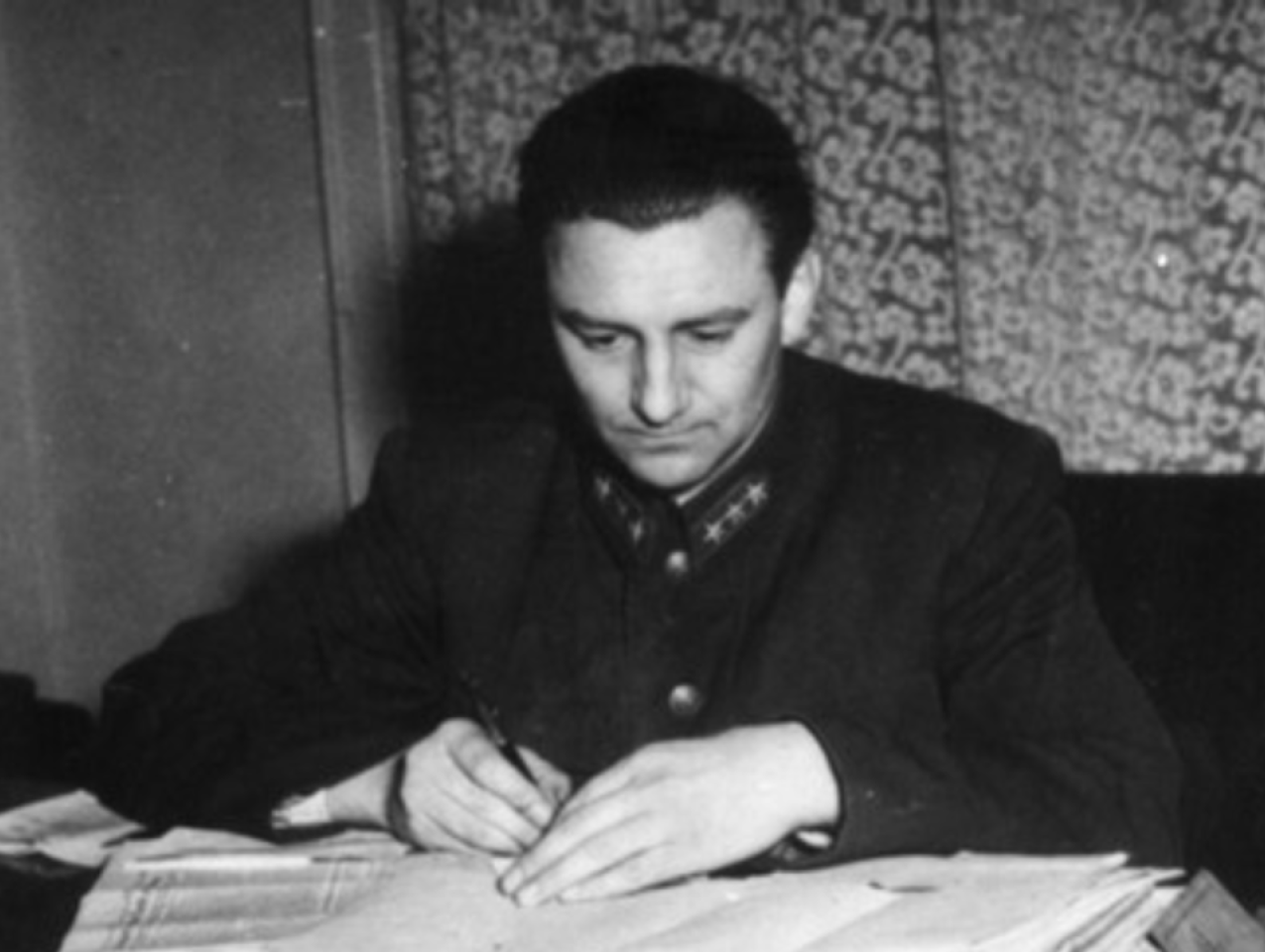 Hoover Acquires Sándor Kopácsi Papers