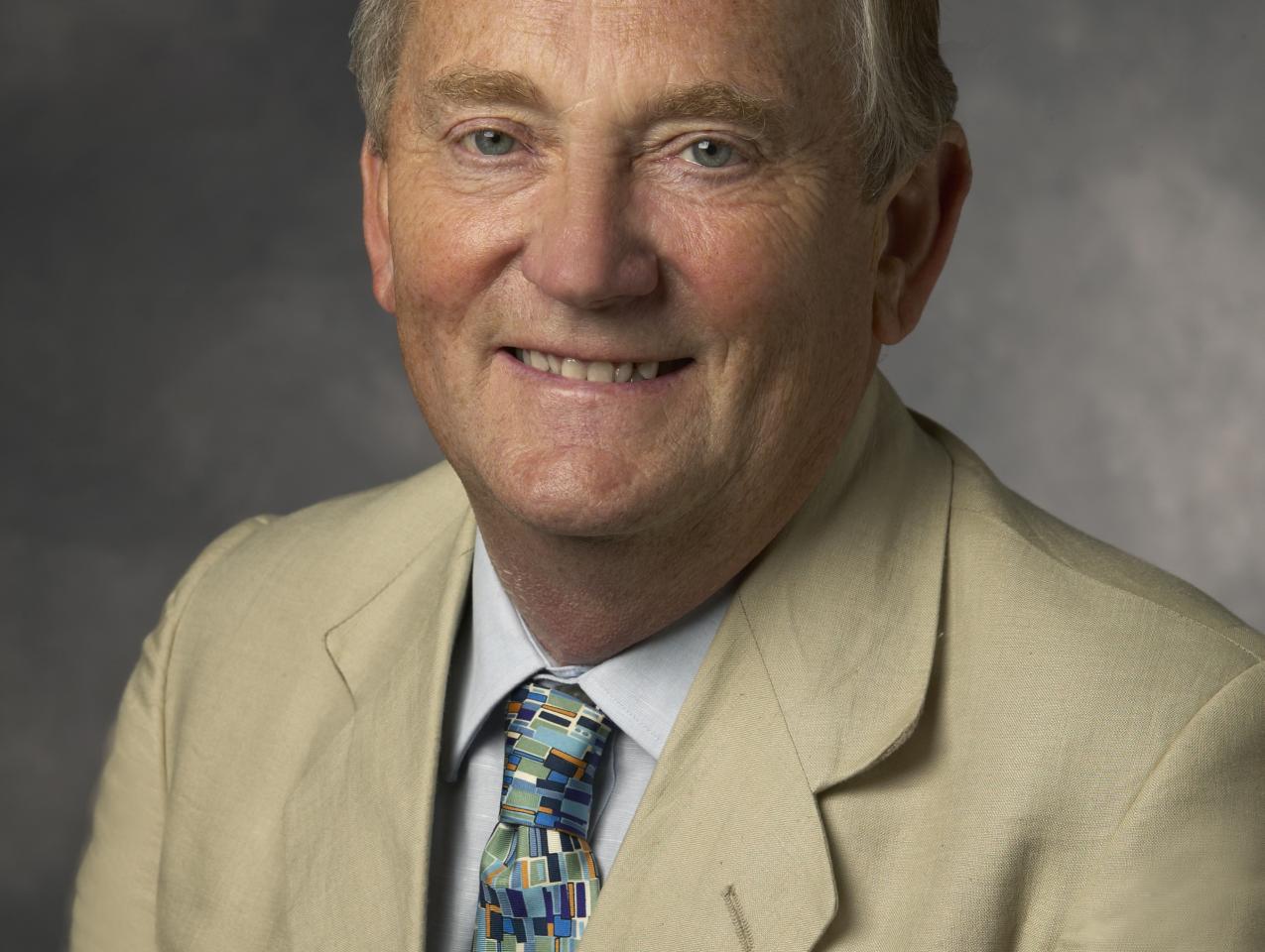Robert Service Hoover Headshot