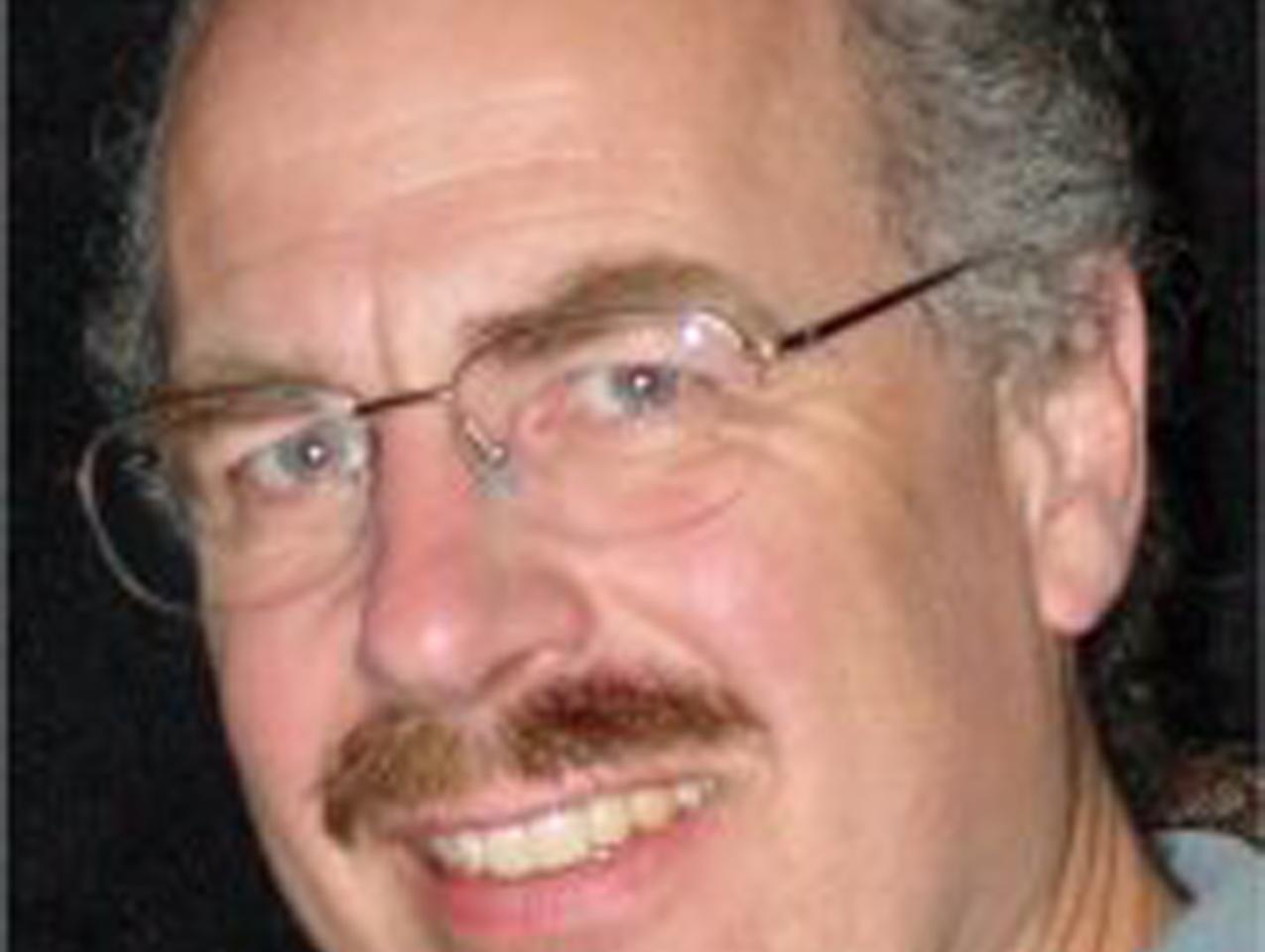 Raymond Jeanloz Hoover Headshot (Low-Res)