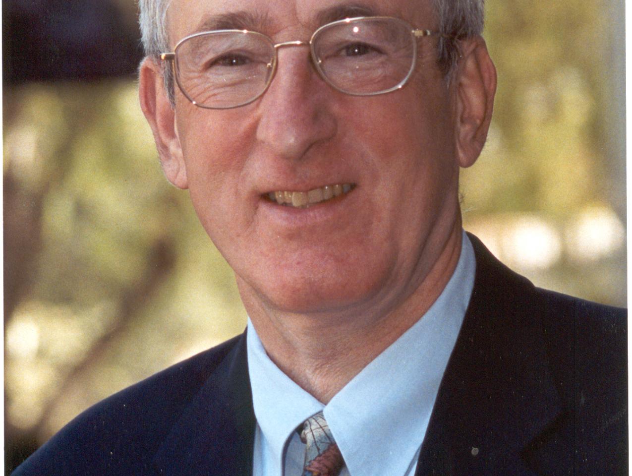 Alvin Rabushka Hoover Headshot