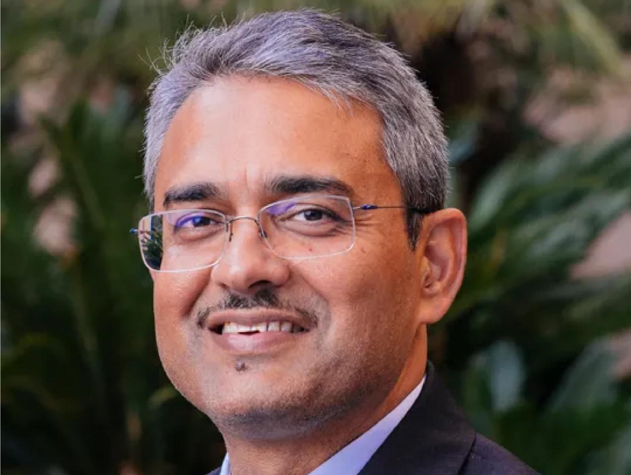 Amit Seru Hoover Headshot