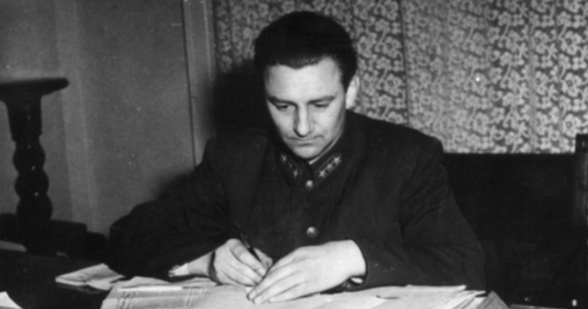 Hoover Acquires Sándor Kopácsi Papers