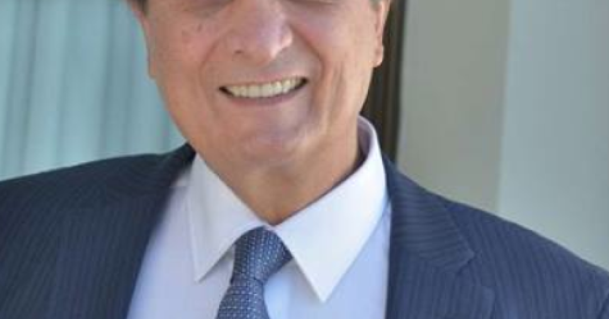 George Tavlas Headshot