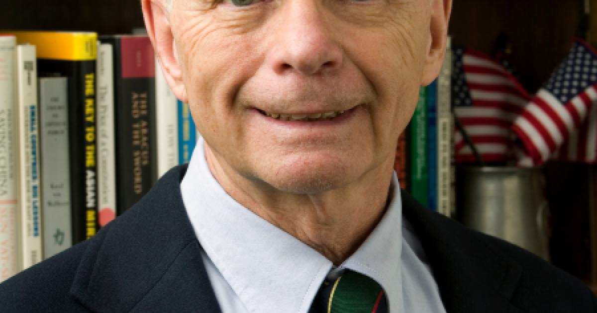 Thomas Henriksen Hoover Headshot