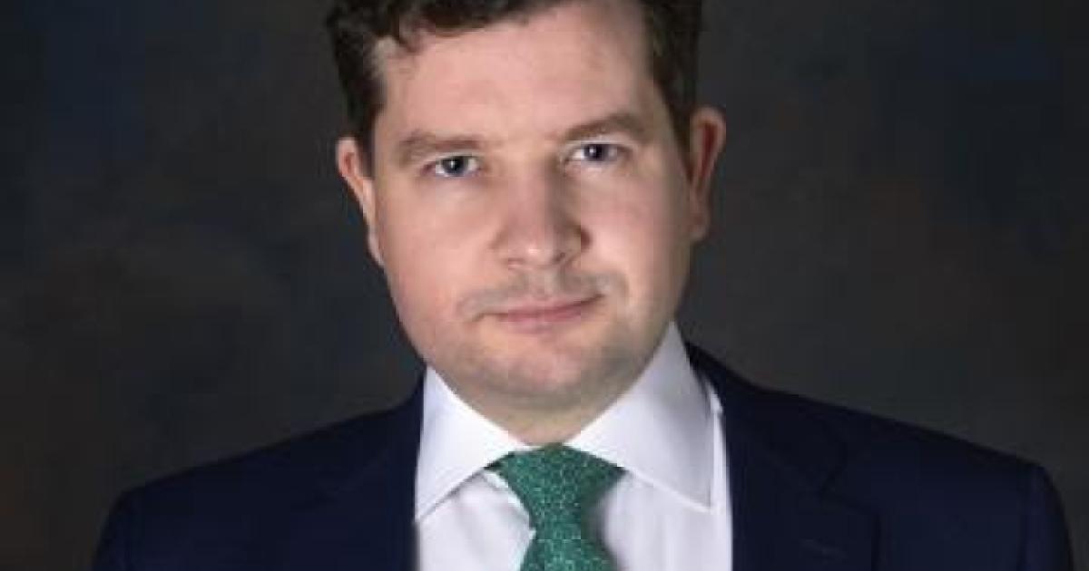 Paul Schmelzing Headshot