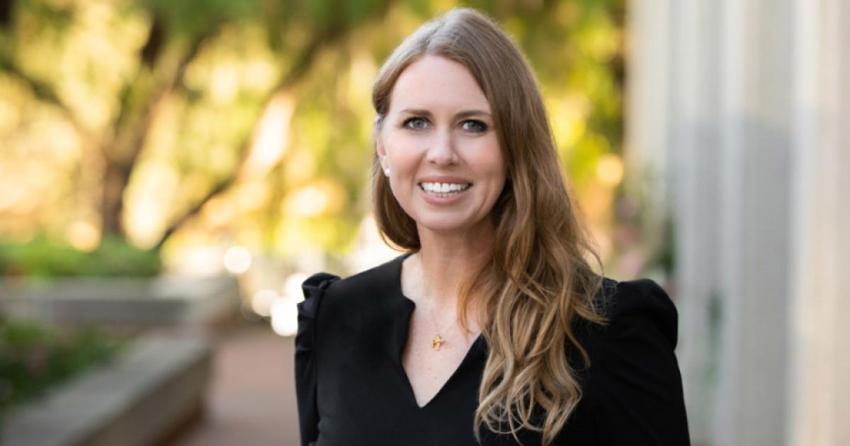 Lisa McKinnon Munde