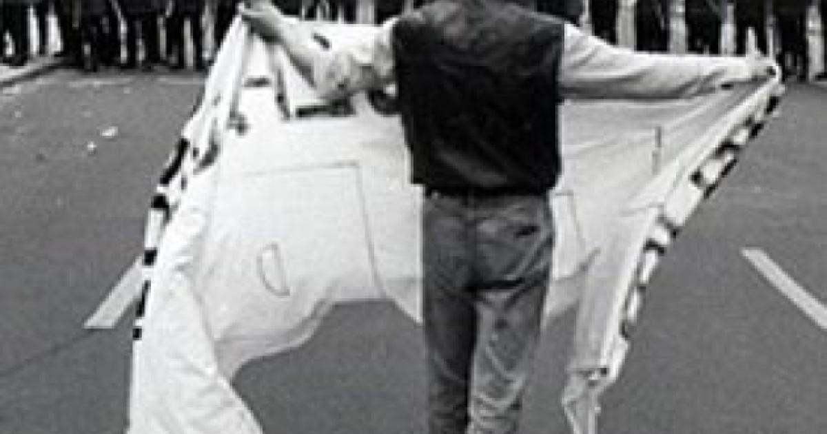 Image for Revolutions in Eastern Europe: The Rise of Democracy, 1989–1990